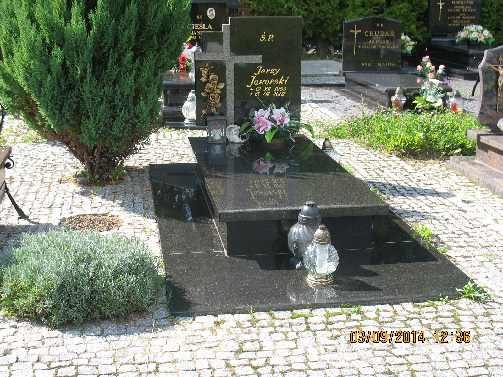 Grób Jerzy Jaworski