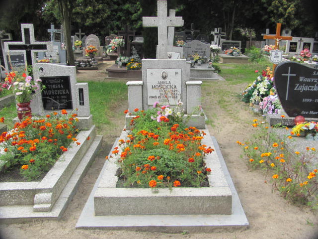 Grób Aniela Mościcka