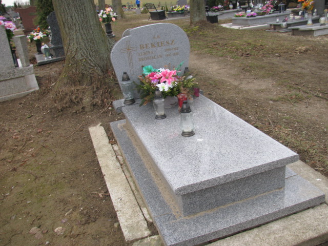 Grób Bronisław Bekiesz