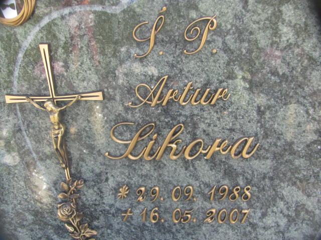 Artur Sikora 1988 Chojna - Grobonet - Wyszukiwarka osób pochowanych